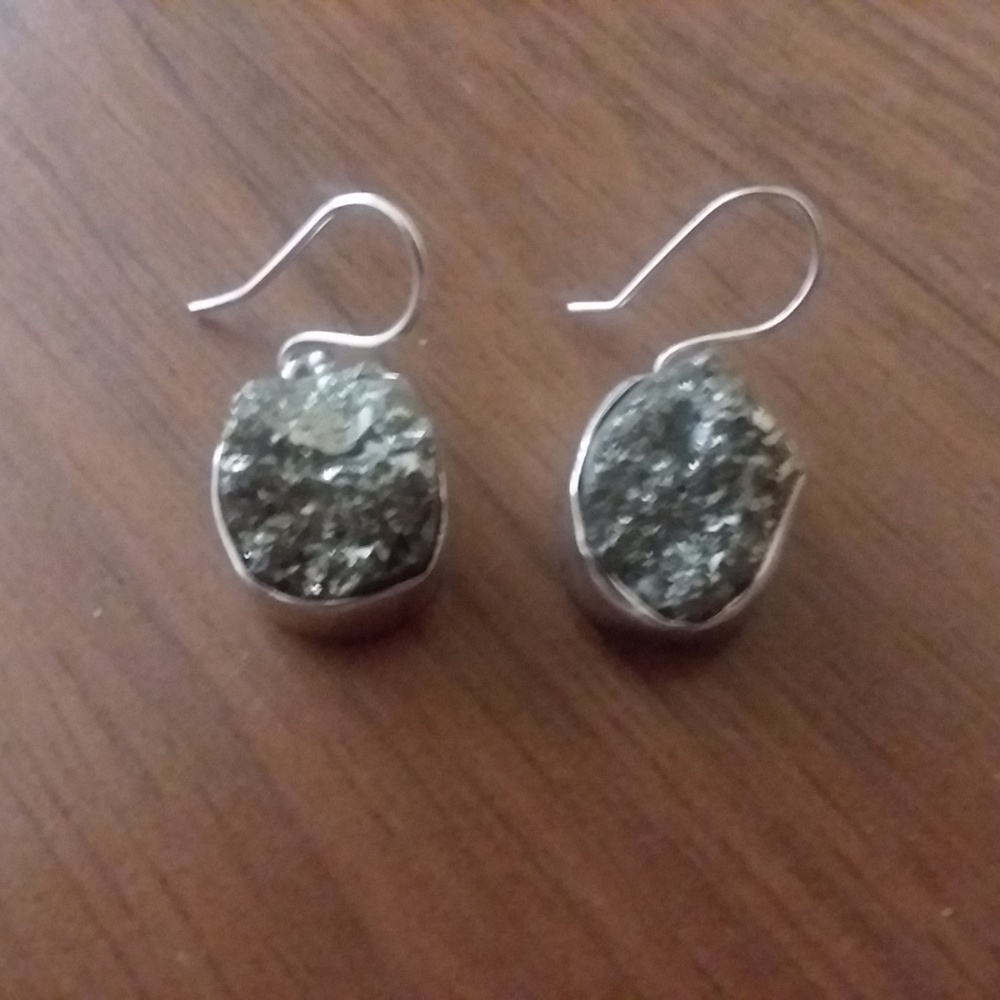 💛💛Stunning Sterling Silver Pyrite Earrings